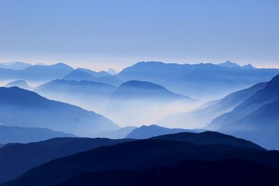 Keunggulan 2 Lorem Ipsum Lorem Ipsum Lorem Ipsum  Lorem Ipsum Lorem Ipsum Lorem Ipsum  Lorem Ipsum Lorem Ipsum Lorem Ipsum
